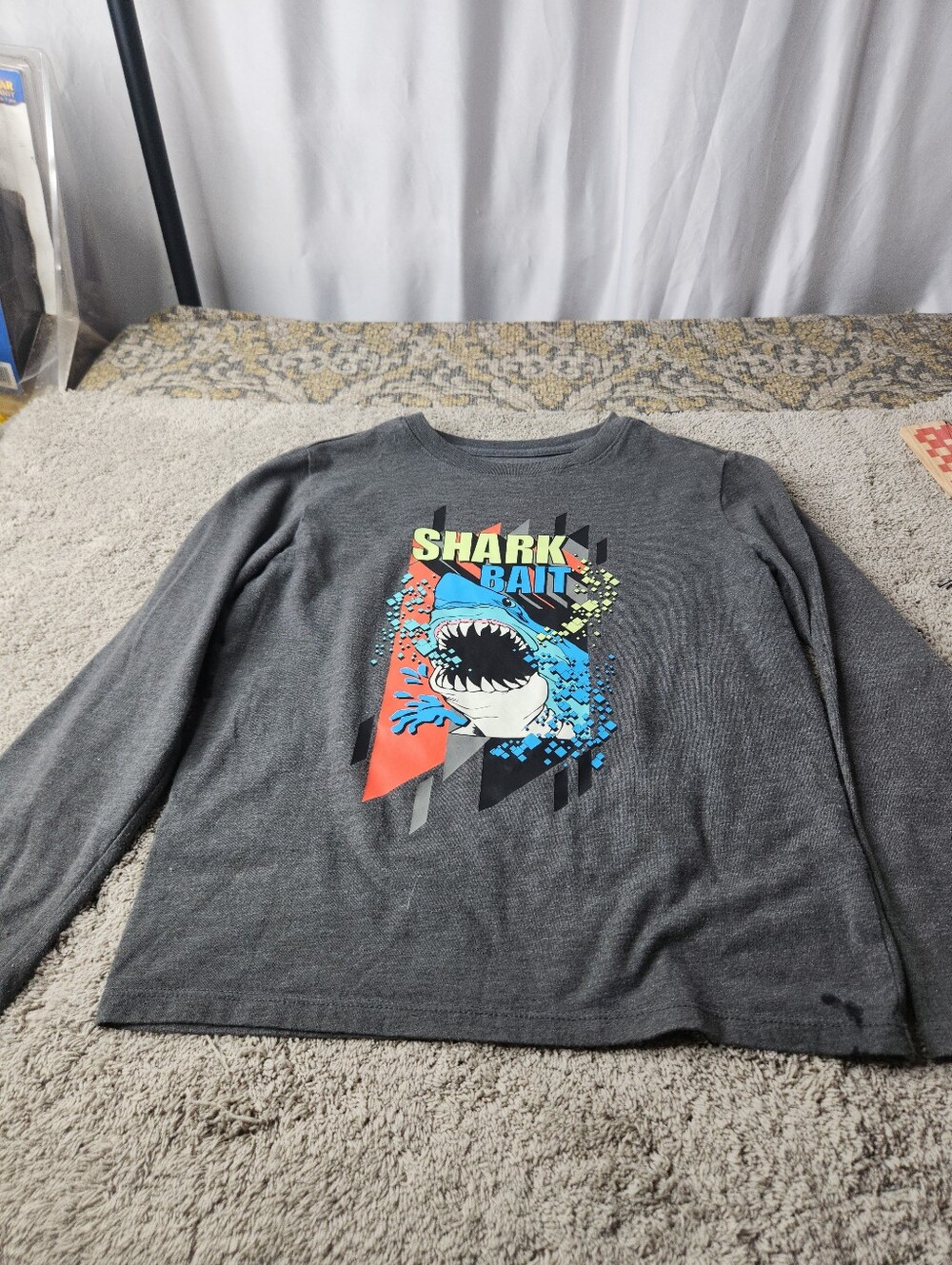 Boy's Grey Long Sleeve "Shark Bait" Tee - Cat & Jack - S (6/7) - Picture 3 of 11